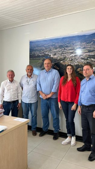 Administração Municipal reforça parceria com Empreendimentos Longhi e destaca doação de terreno para o Hospital Roque Gonzales