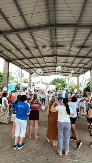 ROCA SALES REALIZA AÇÃO DO JANEIRO BRANCO COM ENCONTRO DE ACOLHIMENTO NA PRAÇA