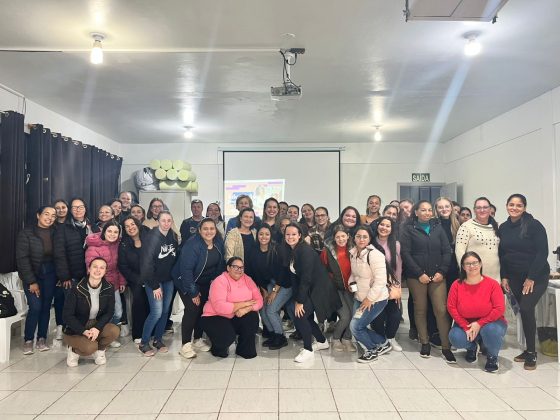 Roca Sales promove formação para estagiárias, monitoras e atendentes da rede municipal